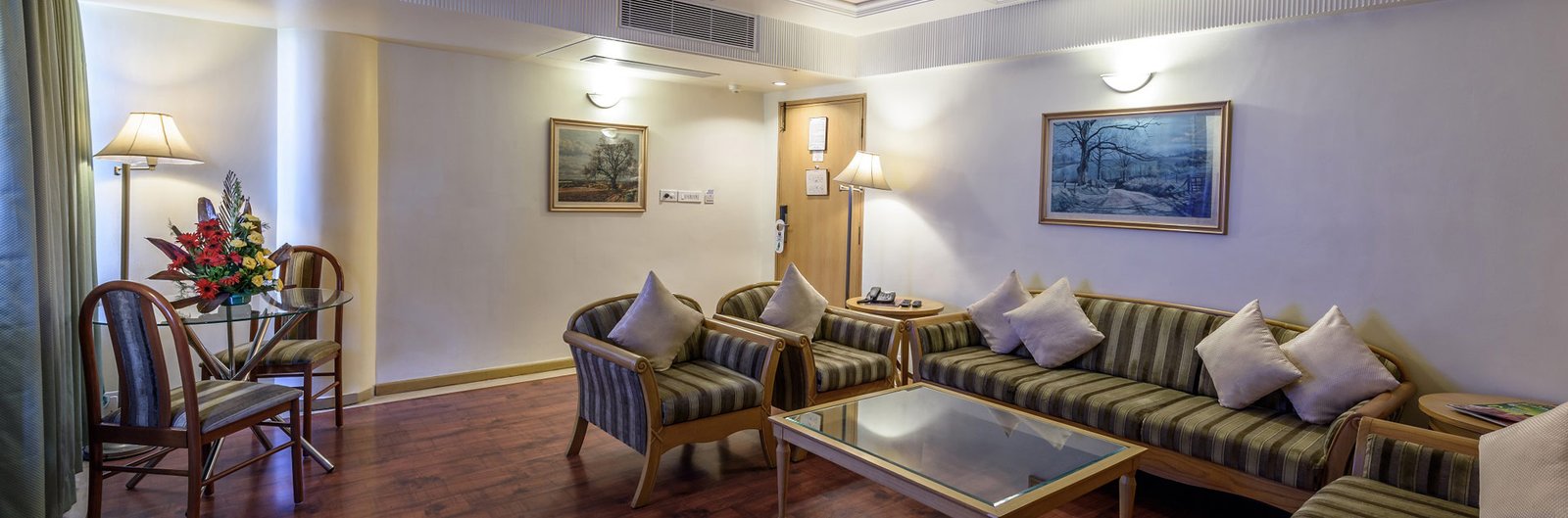Hotel President Ahmedabad